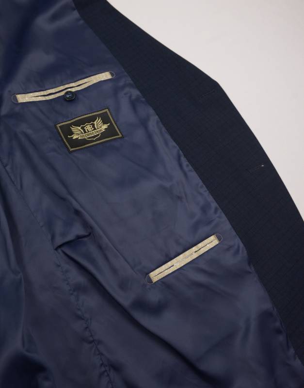 Костюм мужской Бастион